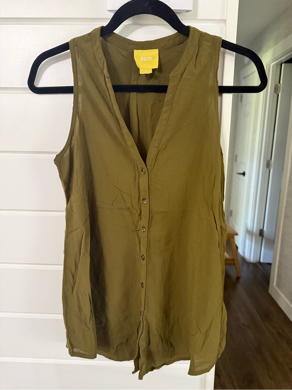 ANTHROPOLOGIE MAEVEโ Olive Green Button Down Sleeveless Shirt Top Blouse Size 6